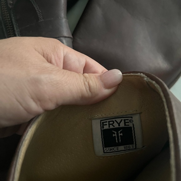 FRYE brown leather riding boots 9.5 B. Excellent condition. - Picture 5 of 7